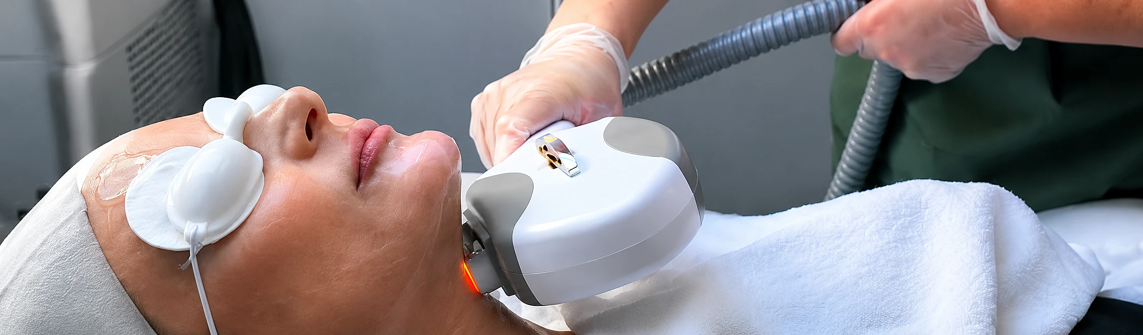 Advanced Aesthetics Facials